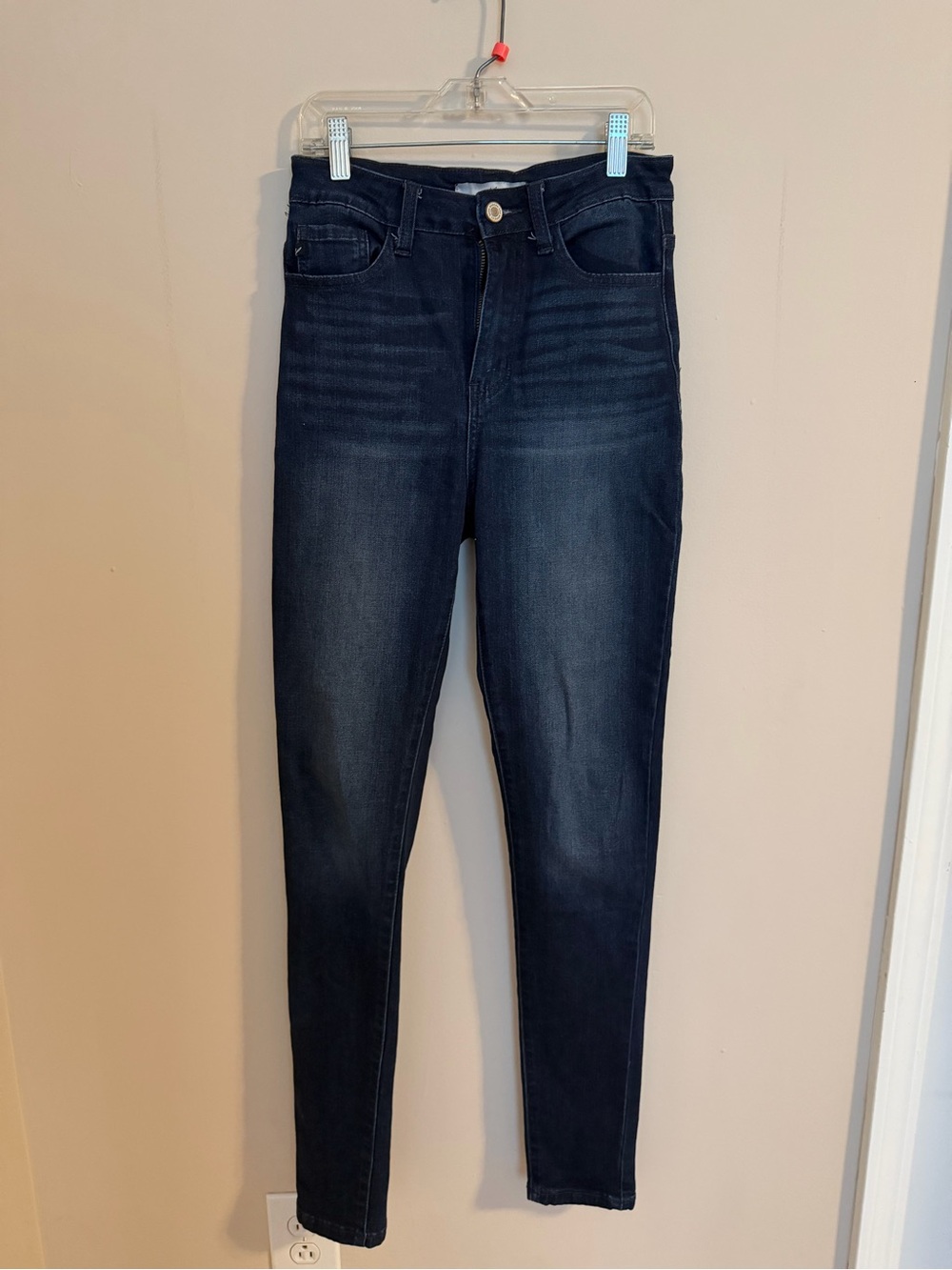 Women’s Dark Wash High-Rise Skinny Jeans - Dark Blue